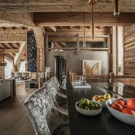 Cozy And Quiet Anne * Салланш